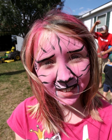 Nora face painted